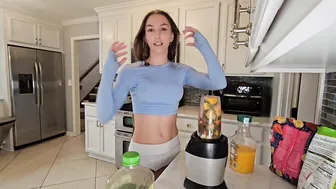 Q & A while making a smoothie! #7