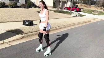 Learn how to roller skate with me! #2