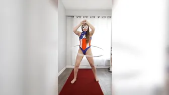 Captain America Hula Hooping ♥️♥️ #fitness #fitnessmodel #shorts #ootd #fypシ゚viral #6