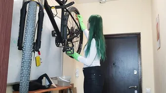 Cleaning the Dirtiest Bicycle with New Rubber Gloves! #6