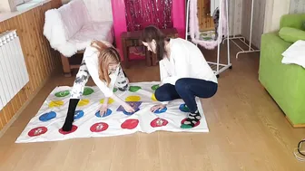 Twister: Who Will Be the Last One Standing? #6