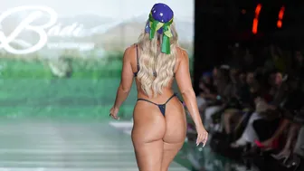 Marissa Dubois INSANE Runway POV in Bikini SLOW MOTION 4k | Badi SwimWear | Miami Swim Week 2024 #8