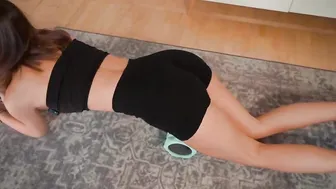 DISCOVER BEGINNER-FRIENDLY MFR ROLLER STRETCHING WITH LORI! #3