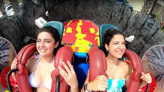 Camila & Maria