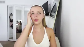 Get Ready With Me To The Pool~ make-up, outfit, hair #5