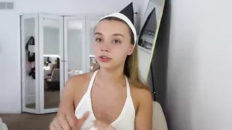 Get Ready With Me To The Pool~ make-up, outfit, hair #6