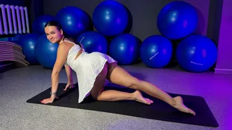 Wake Up Your Body | Total Stretching Flow