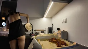 Cooking Juicy Thighs & Creamy Mashed Potatoes | Too Tempting to Resist 