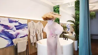 [4K USA] White Raincoat Try-On | Fresh & Cozy Look #8