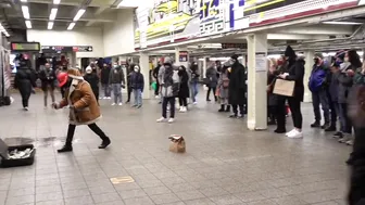 SUBWAY STREET PERFORMERS #10