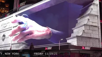 THE BIGGEST 3-D MOVIE ADVERTISEMENT IN THE WORLD #3