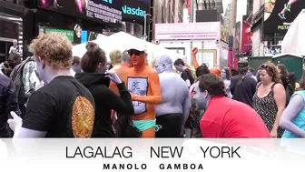 WALKING NAKED IN TIMES SQUARE #10