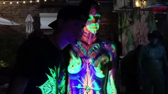 BODY PAINTING : NEONS #10