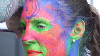 BODY PAINTING : LUMINOSITY = REVISITED . what makes body painting awesome . #3