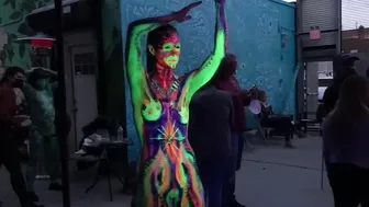 BODY PAINTING : MORE BALLET IN THE DARK #9