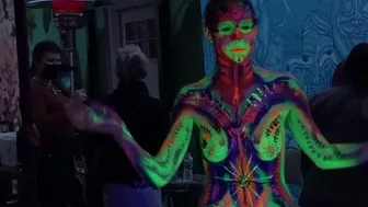 BODY PAINTING : BALLET IN THE DARK