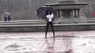 RAINY DAY FASHION SHOW #9