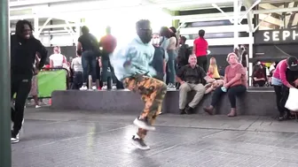 DANCING AT TIMES SQUARE #7