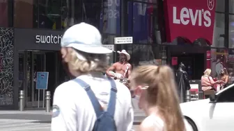 NAKED COWBOY: TIMES SQUARE #3