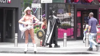 NAKED COWBOY: TIMES SQUARE #5