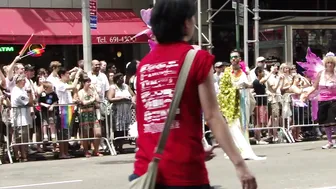 PRIDE PARADE : POLE DANCER #7