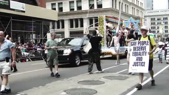 PRIDE PARADE : POLE DANCER #9