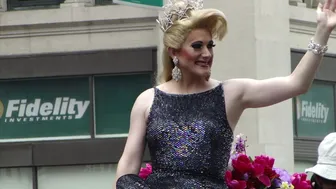 PRIDE PARADE : LADY IN BLACK