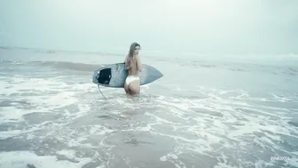 Hot Girl Surfing in Bali #7