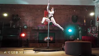 POLESQUE PARTY | Mary Jane #9