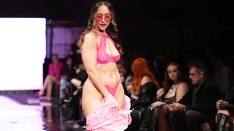 Meredith Morgan in Slow Motion 4k | Adore Me Lingerie New York Fashion Week 2023 #6