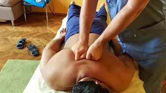 Мануальная терапия индийскому массажисту (Chiropractic therapy for Indian Massagist)