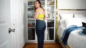 Is Levi's DENIM Curvy Girl Approved?! | Finding Jeans for a Small Waist and Big ♥️♥️ | Midsize 8-10 #6