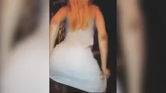 Rubia baila en tanga #5