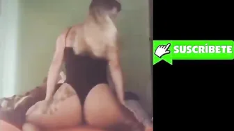 Rubia baila en 4 y en tanga #7