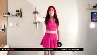 Elle in an arm training session with dumbbells #4