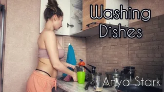 Washing dishes! Messy house clean with me