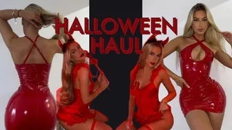 Halloweenieee baddieeee ???????????? MY SEXY FAVES FOR HALLOWEEN…too risky?