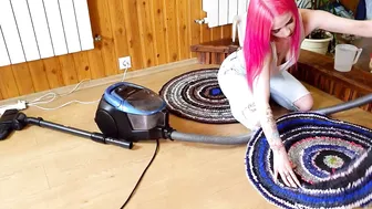 Daily Vacuuming - Vacuuming rugs #8