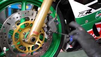 CBR400RR brake cleaning #10