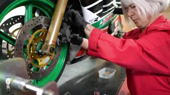 CBR400RR brake cleaning #9