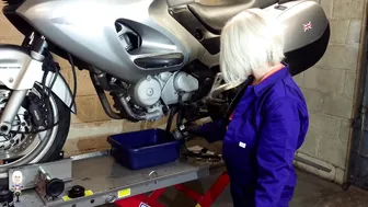 Changing the oil and filter on a Deauville NT650V #6