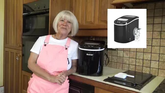 Costway Mini Portable Electric Ice Maker - See what I think #10