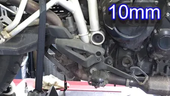 How to replace the sump on a Mk1 Tiger 800 #2