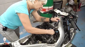 CBR400RR Part 2 - Carbs removed #8