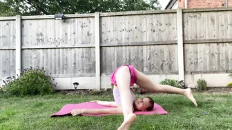 Contortion and Gymnastics Training, Yoga, flexibility, Gymnastics Skills, Stretches #7