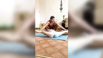 Yoga art with a guy ! ♥️♥️ #9