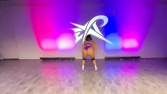 Taiwanese Twerking & Booty Dancer #8