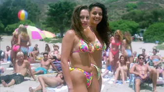 Beach Babes From Beyond (1993) - Bikini Walkabout #8