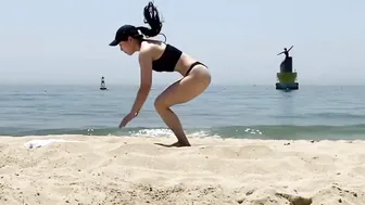 Korean Woman Black Bikini Beach Workout #7