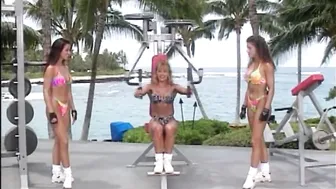 Bodyshaping - Keelin, Laurie, Danielle (Bikini Workout) #10